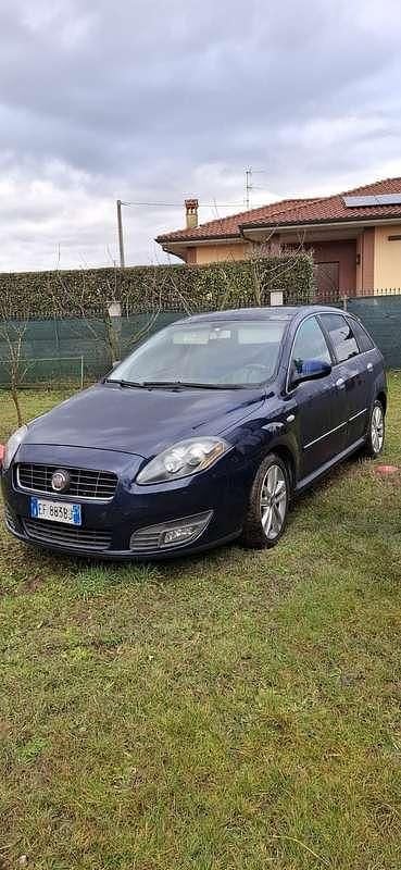 Usata 2010 Fiat Croma Station wagon | 2890 € (Buon prezzo) - Immagine 1/4