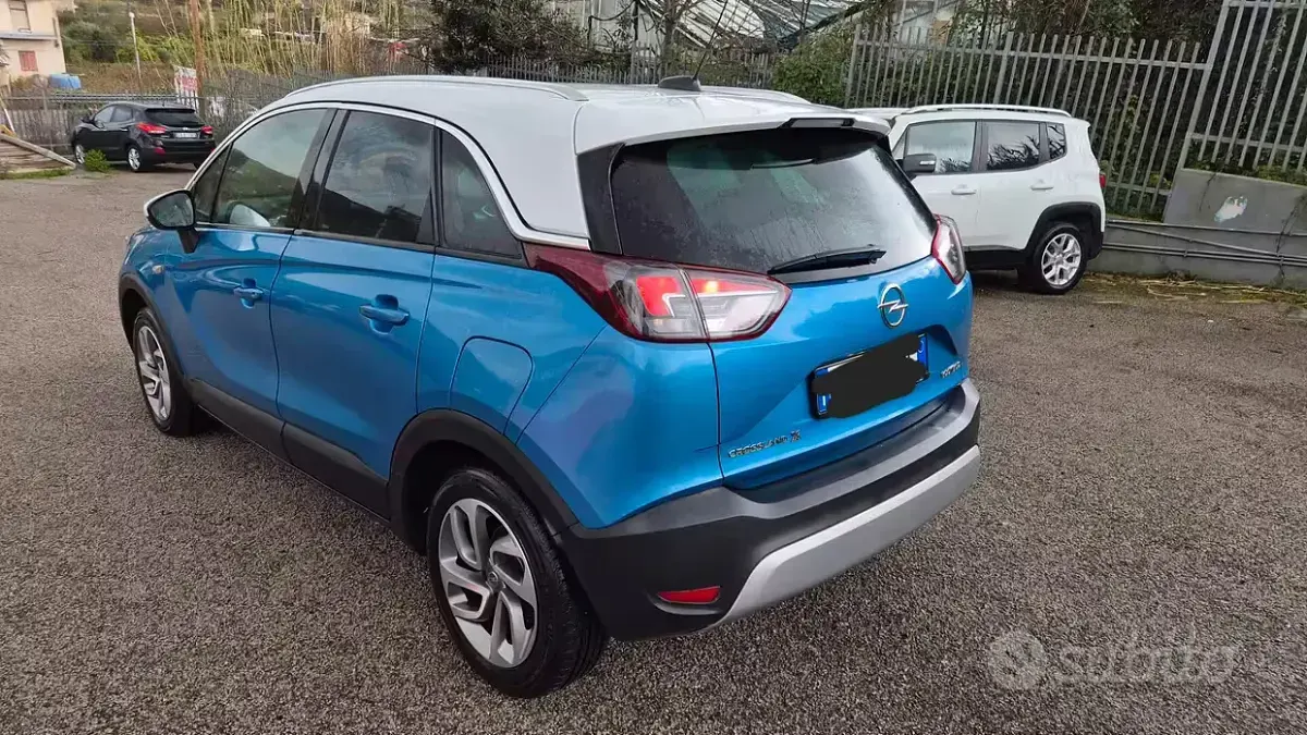 Usata Opel Crossland X Innovation 102 CV (75 kW) 2018 Bluazzurro SUV