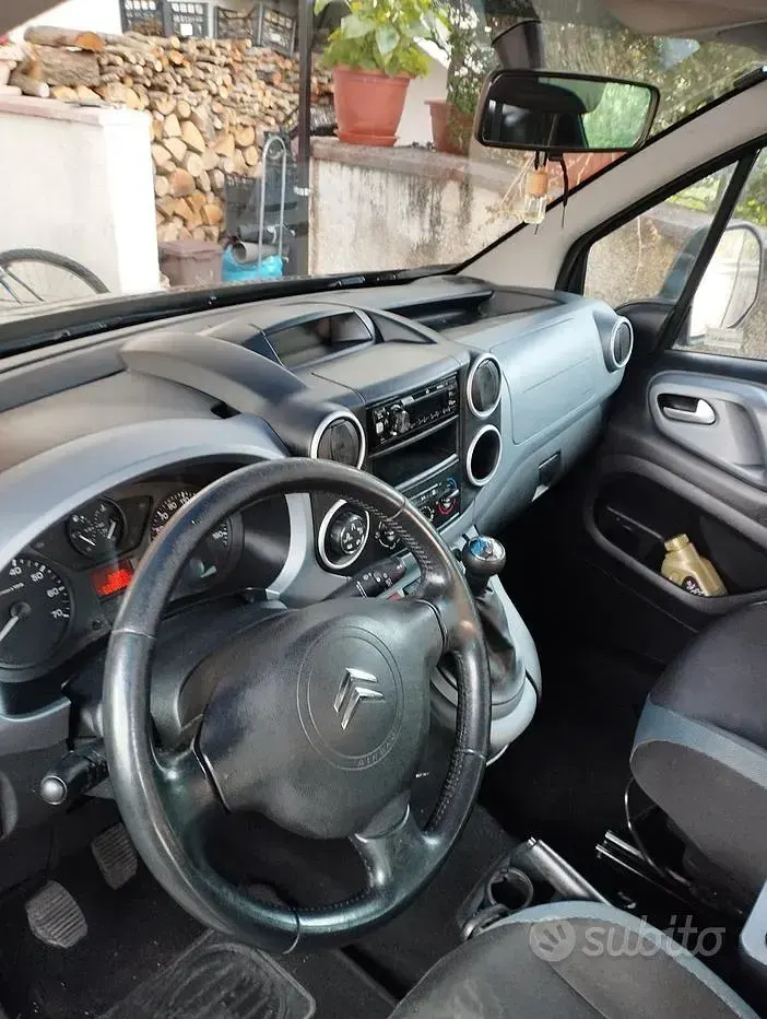 Usata Citroën Berlingo 92 CV (67 kW) 2011 Nero Monovolume