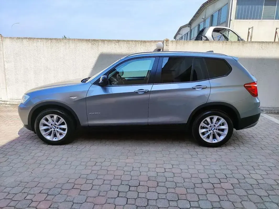 Usata BMW X3 Efficient Dynamics 184 CV (135 kW) 2011 Argento SUV