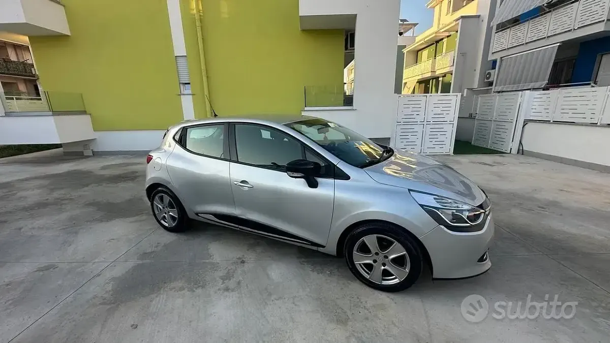 Usata Renault Clio 110 CV (80 kW) 2016 Grigio Utilitaria