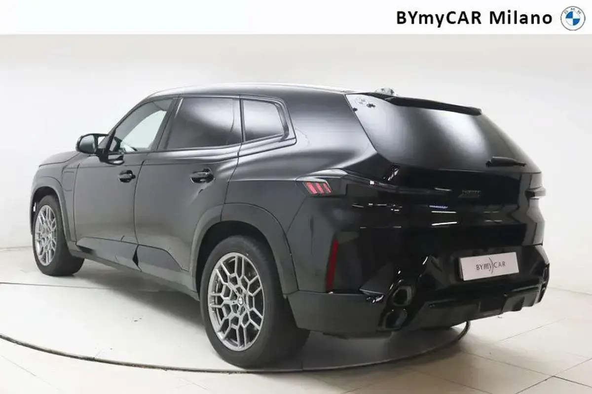 Usata BMW XM Efficient Dynamics 653 CV (480 kW) 2025 Nero SUV