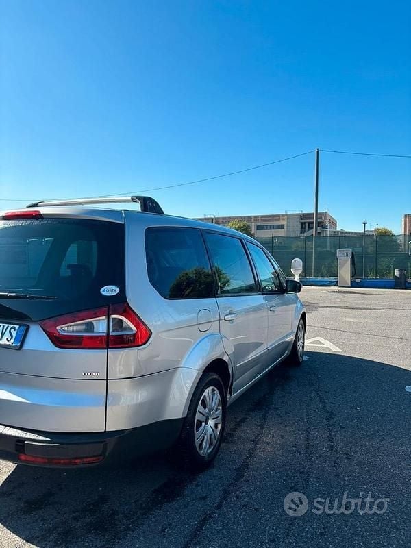 Usata Ford Galaxy 140 CV (102 kW) 2008 Grigio Monovolume