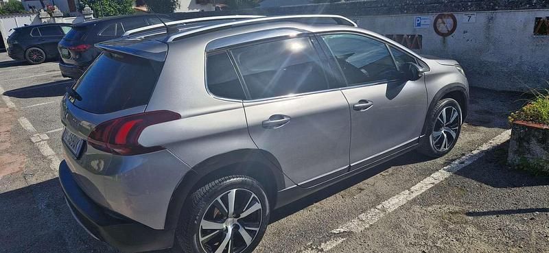Usata Peugeot 2008 Allure 99 CV (72 kW) 2017 Grigio SUV