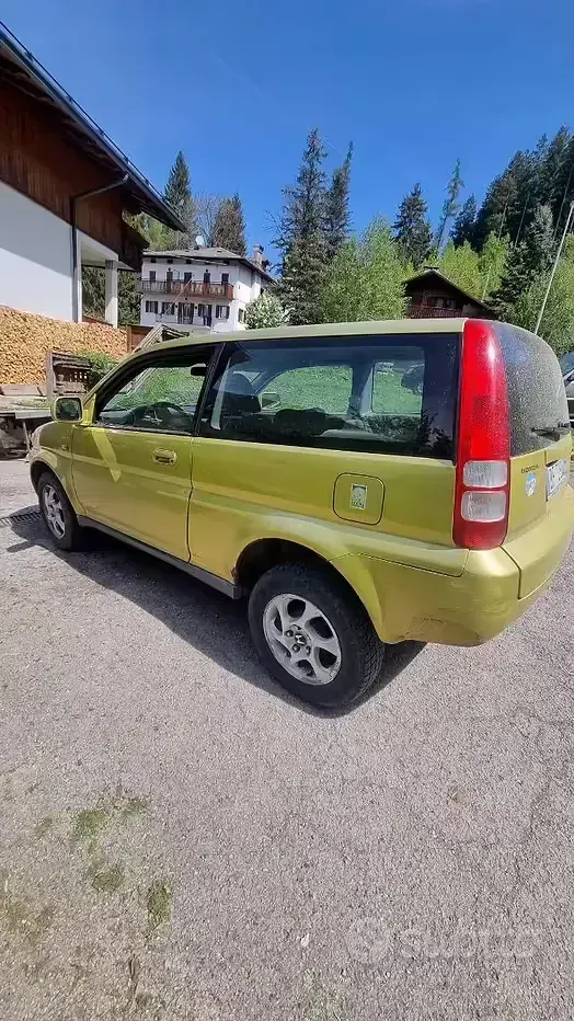 Usata Honda HR-V 105 CV (77 kW) 1999 Giallo SUV