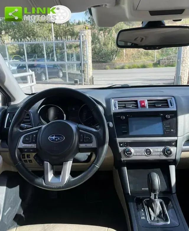 Usata Subaru Outback 150 CV (110 kW) 2017 Blu Station wagon