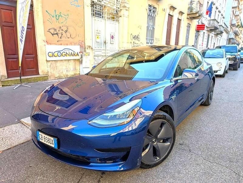 Blu/azzurro Usata 2020 Tesla Model 3 Long Range RWD Tre volumi | 24.900 € (Ottimo prezzo) - Immagine 1/4