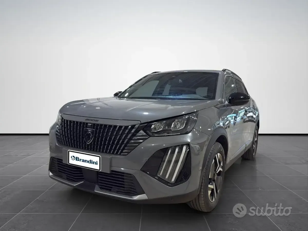 Usata Peugeot 2008 Allure 131 CV (96 kW) 2024 SUV