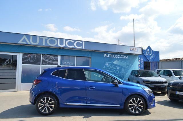 Usata Renault Clio V Techno 101 CV (74 kW) 2023 Blu Berlina