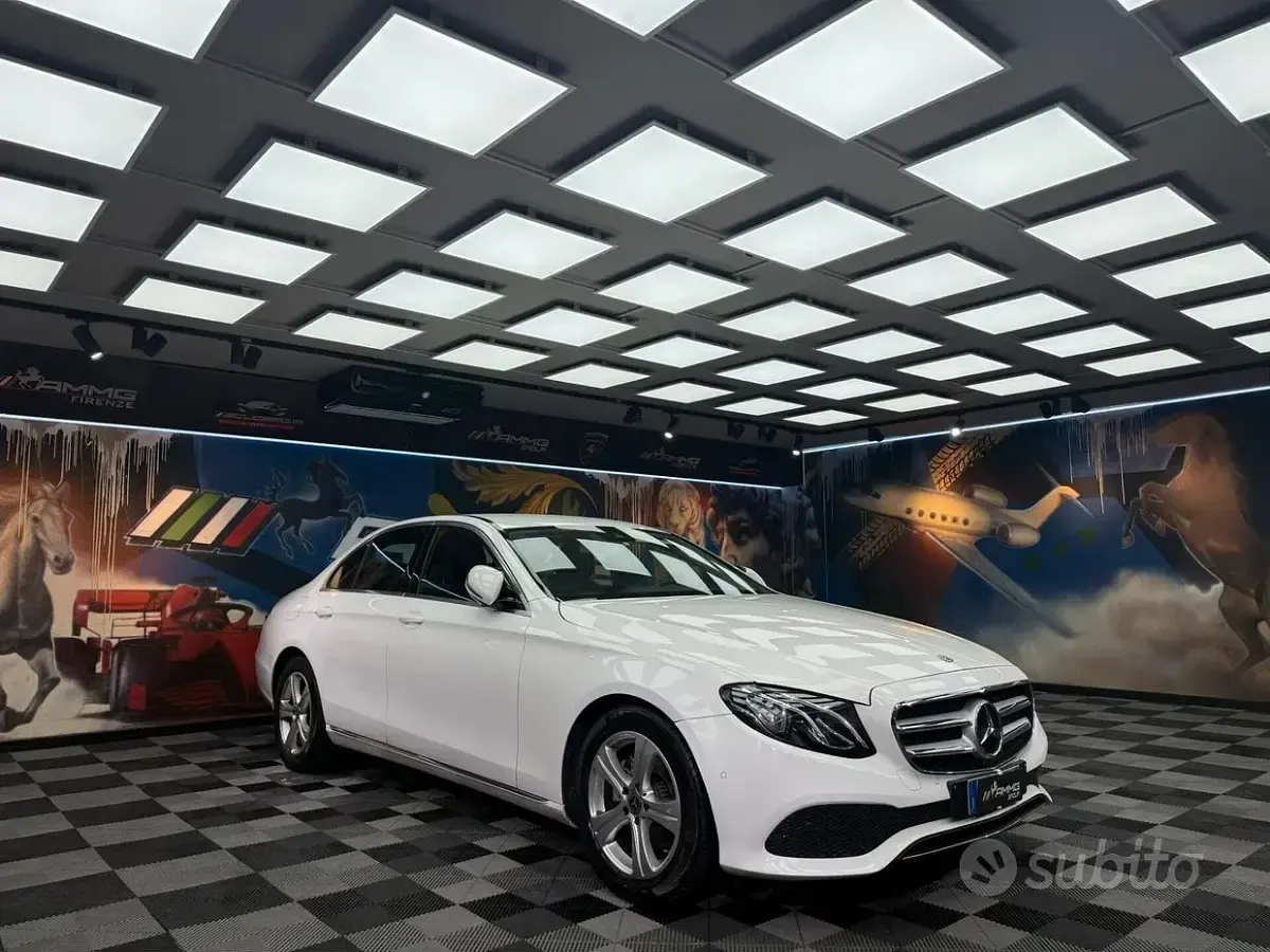 Usata Mercedes E200 150 CV (110 kW) 2018 Bianco Berlina