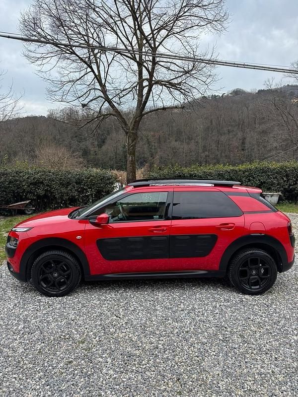 Usata Citroën C4 Cactus 99 CV (72 kW) 2016 Utilitaria