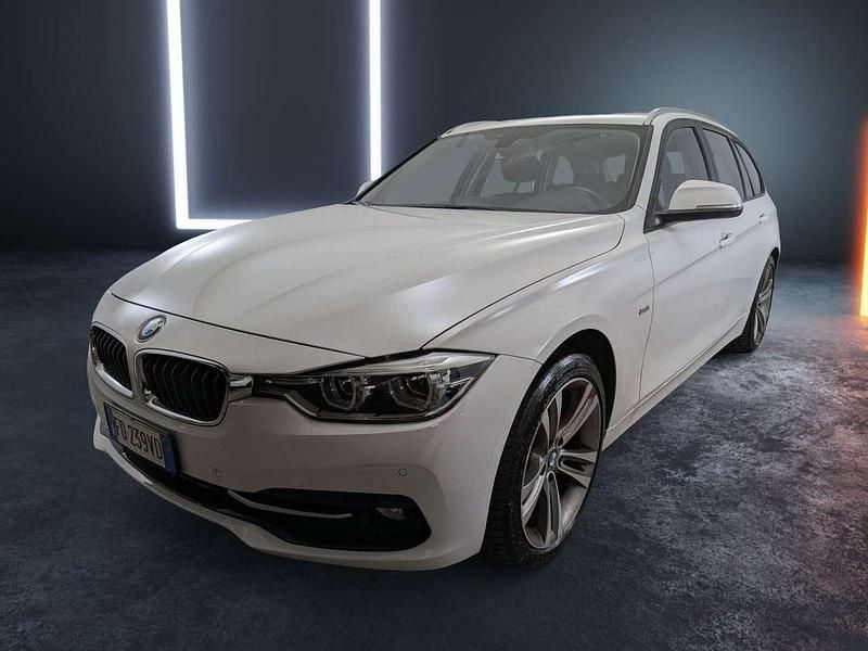 Bianco Usata 2016 BMW 320 Advantage Station wagon | 12.900 € (Buon prezzo) - Immagine 1/4