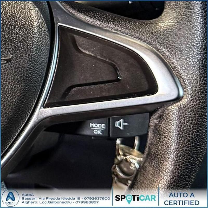 Usata Dacia Sandero Comfort 75 CV (55 kW) 2020 Blu Utilitaria