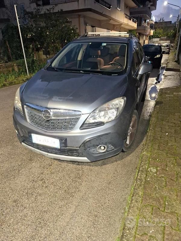 Usata Opel Mokka 140 CV (102 kW) 2014 Grigio SUV