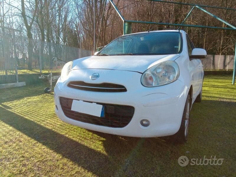 Usata Nissan Micra 80 CV (58 kW) 2011 Bianco Utilitaria