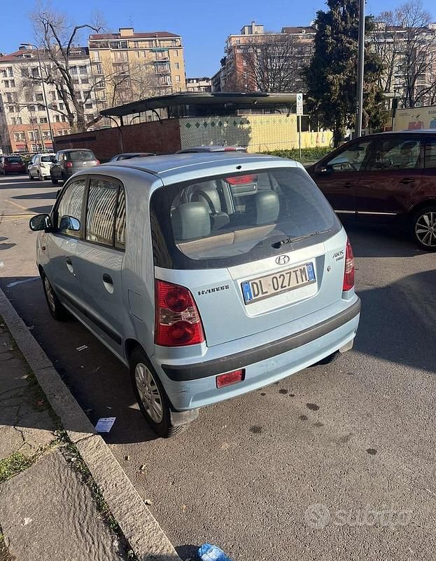 Usata Hyundai Atos 63 CV (46 kW) 2007 Blu Utilitaria