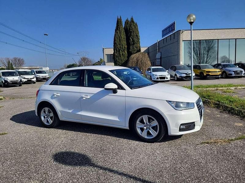 Usata Audi A1 Sportback 90 CV (66 kW) 2015 Bianco Utilitaria