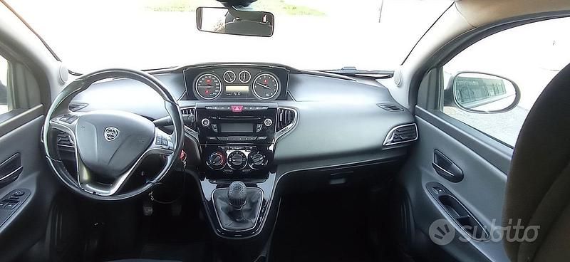 Usata Lancia Ypsilon 2013 Utilitaria