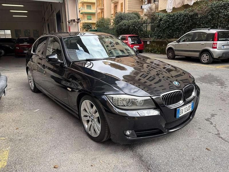 Usata BMW 325 204 CV (150 kW) 2011 Nero Berlina