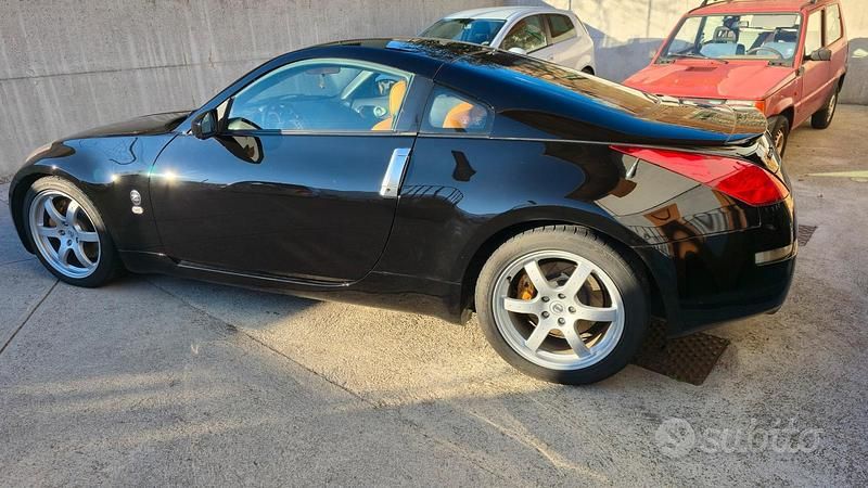 Nero Usata 2003 Nissan 350Z Coupé | 17.000 € - Immagine 1/4