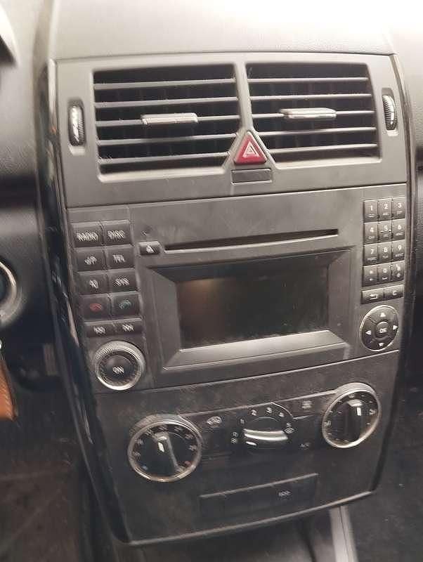Usata Mercedes A160 Executive 95 CV (69 kW) 2012 Bianco Monovolume