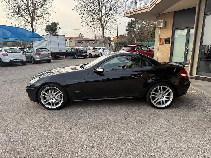 Usata Mercedes SLK200 163 CV (119 kW) 2008 Nero Cabrio