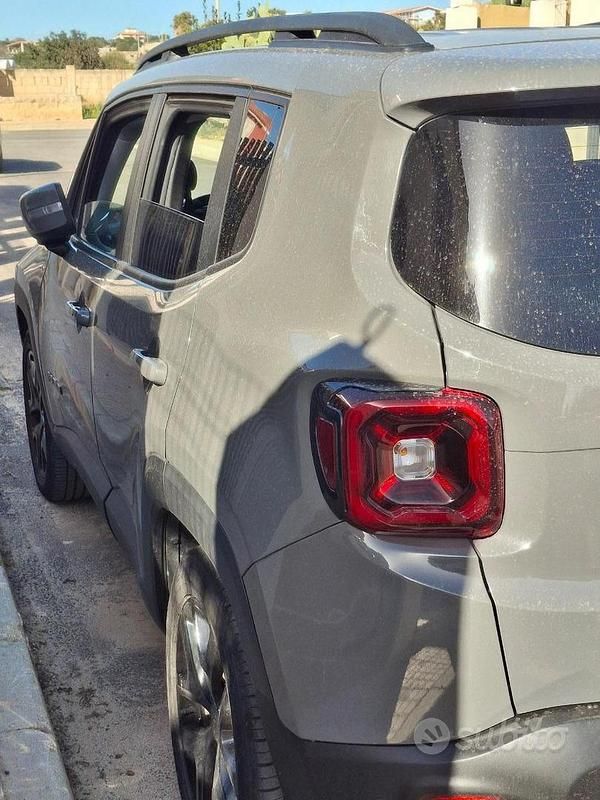 Usata Jeep Renegade 130 CV (95 kW) 2021 Grigio SUV