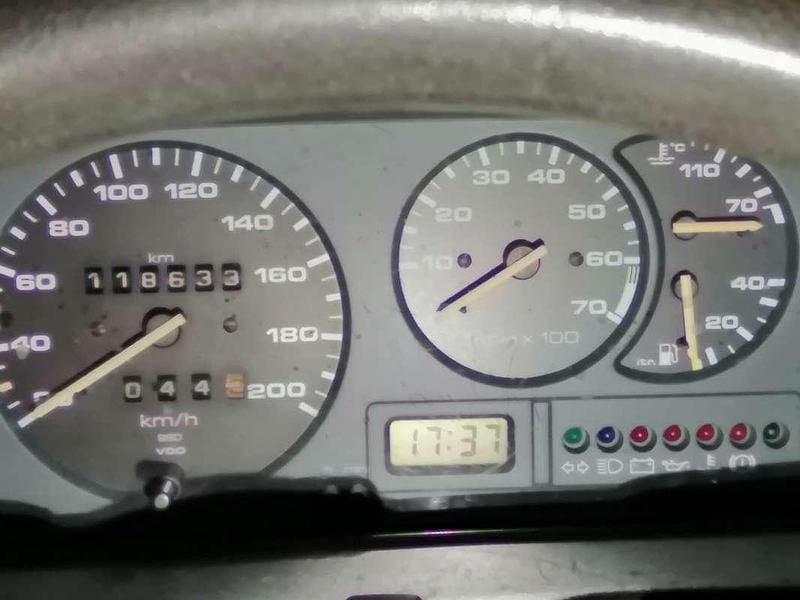 Usata VW Polo 45 CV (33 kW) 1994 Nero Berlina