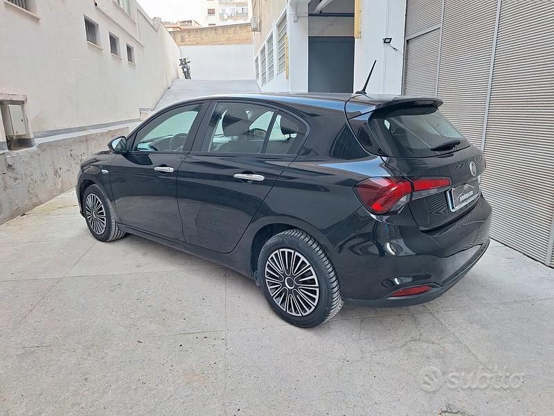 Usata Fiat Tipo Business 95 CV (69 kW) 2020 Blu Berlina