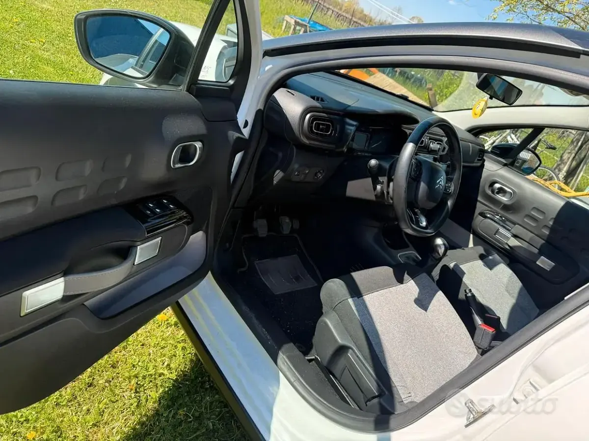 Usata Citroën C3 102 CV (75 kW) 2019 Bianco Utilitaria