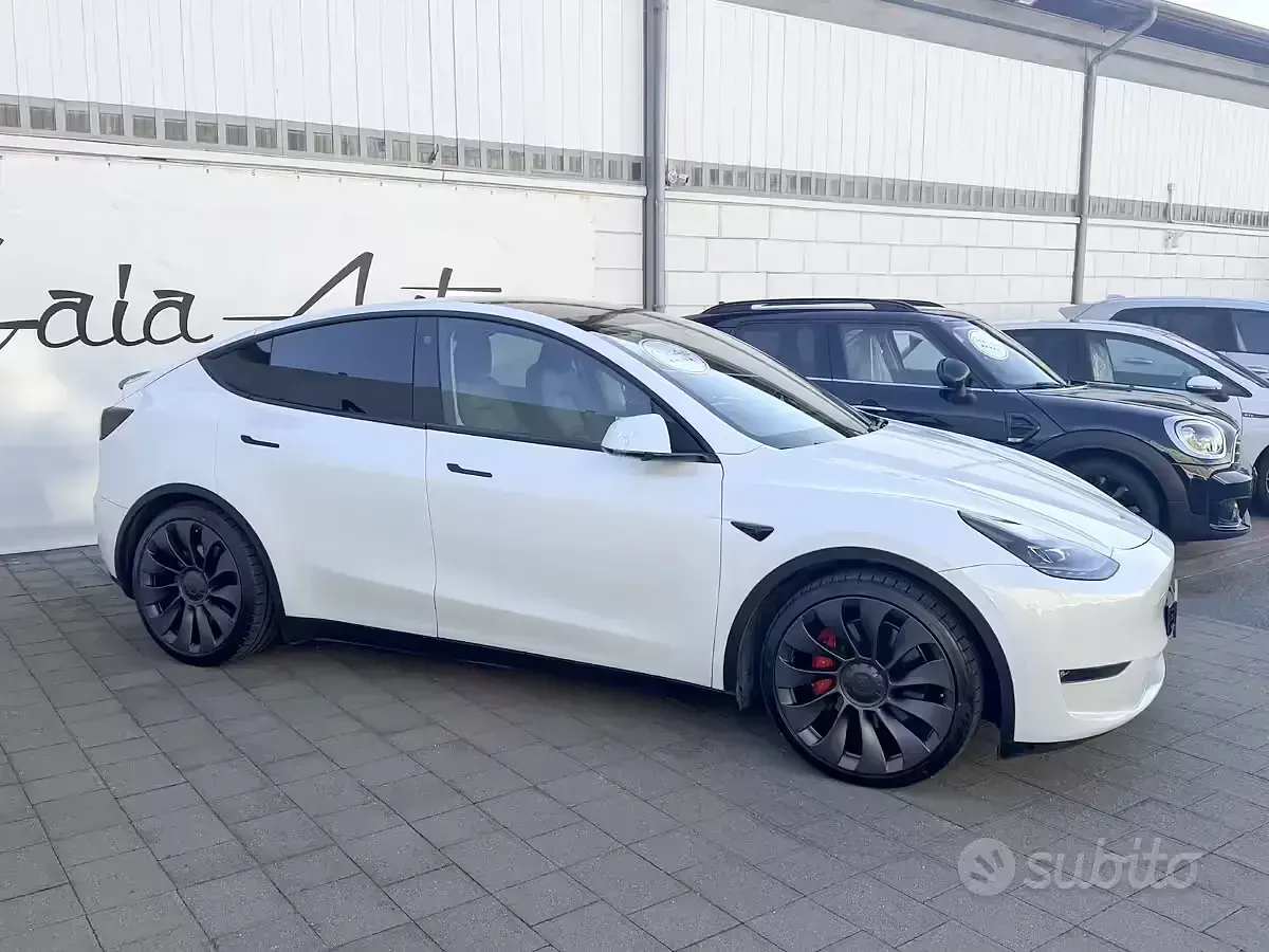 Usado Tesla Model Y Performance 189 kW (258 CV) 2024 Blanco SUV