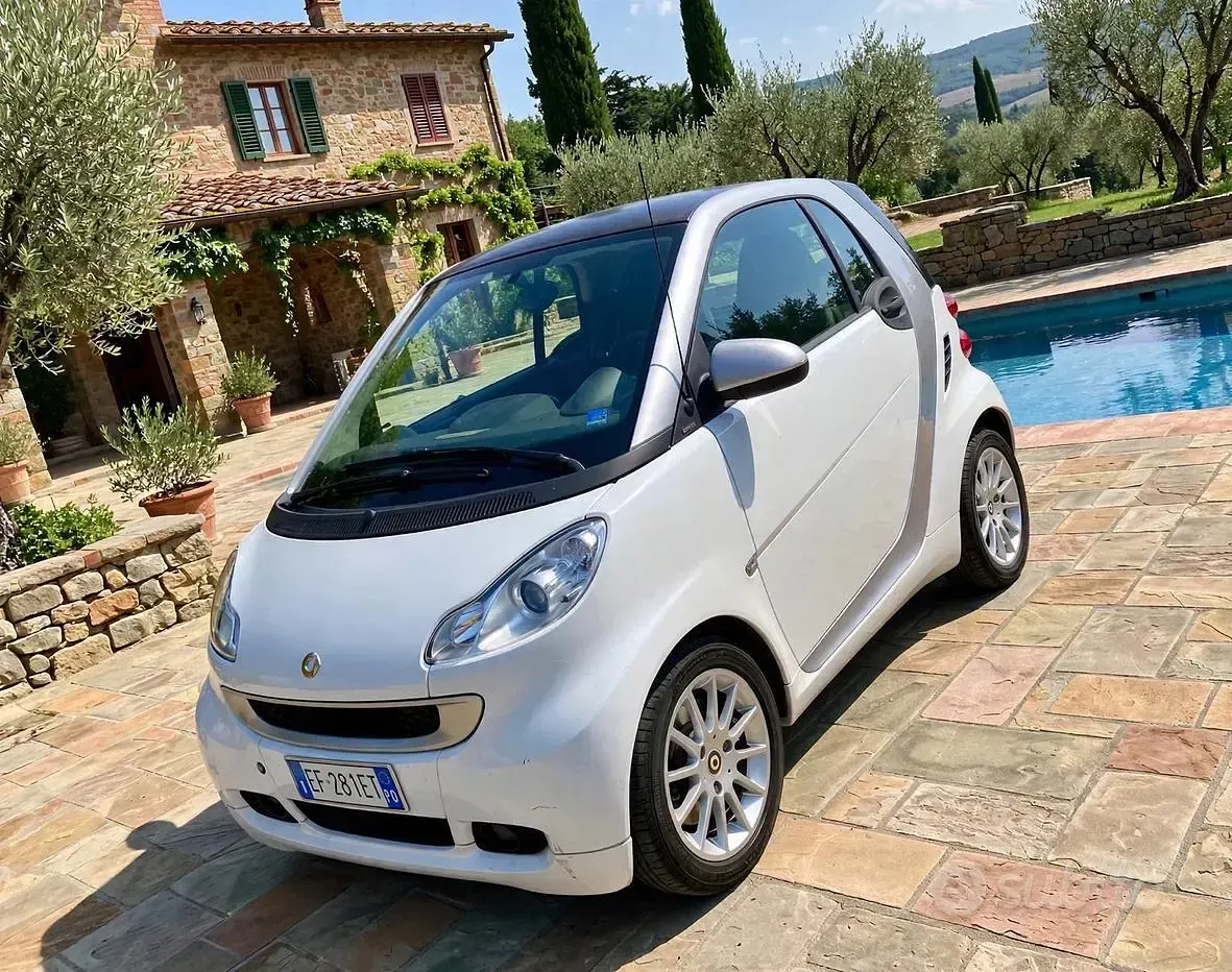 Usata Smart ForTwo Coupé 71 CV (52 kW) 2011 Bianco Coupé