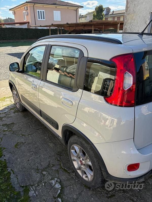 Usata Fiat Panda 4x4 S 86 CV (63 kW) 2015 Beige Utilitaria