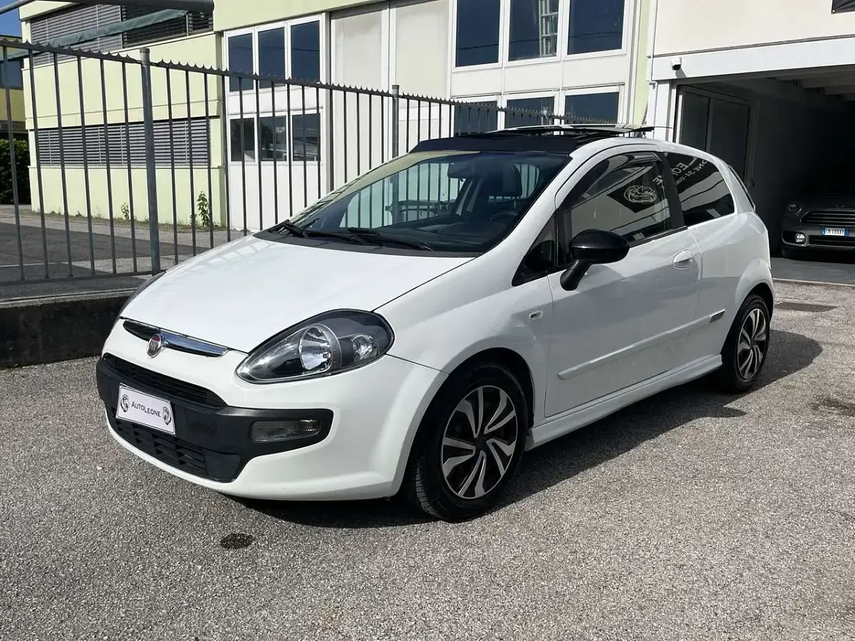 Usata Fiat Punto Evo Sport 95 CV (69 kW) 2010 Bianco Utilitaria