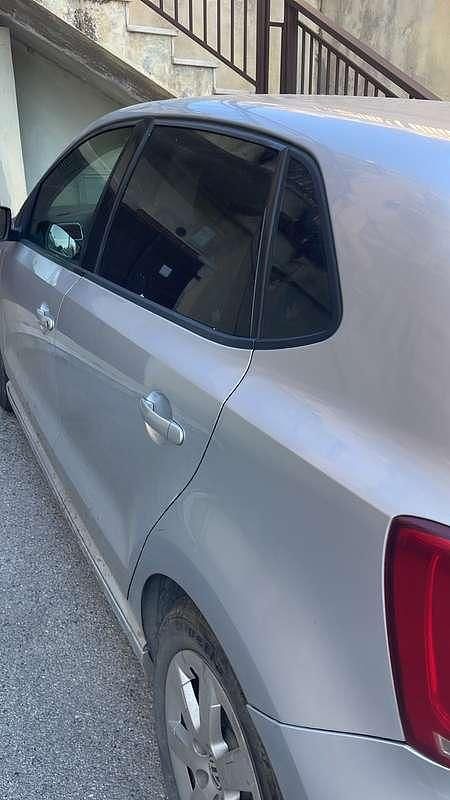 Usata VW Polo 75 CV (55 kW) 2011 Argento Utilitaria