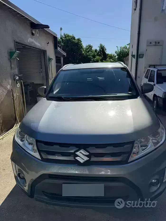 Usata Suzuki Vitara Cool 120 CV (88 kW) 2017 Grigio SUV