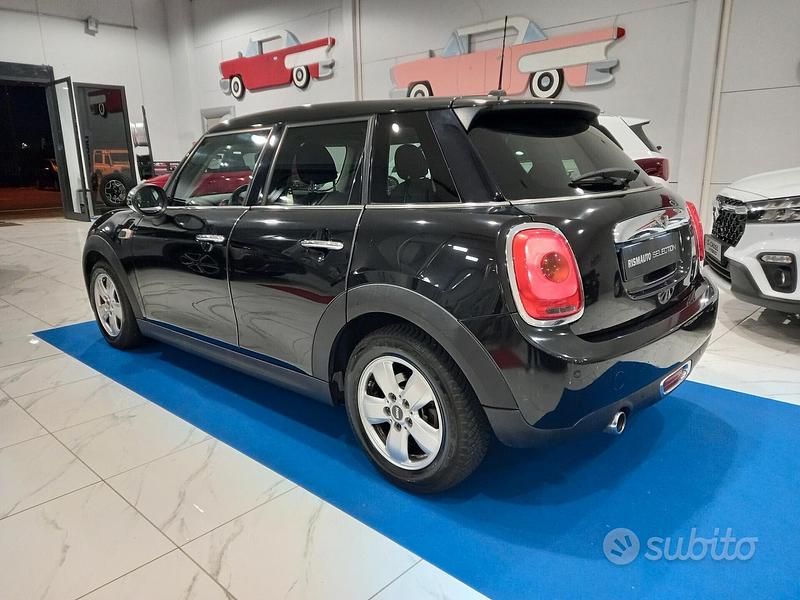 Usata Mini One D Hype 95 CV (69 kW) 2016 Nero Utilitaria
