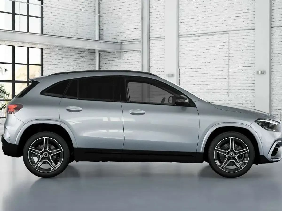 Nuova Mercedes GLA200 Advanced Plus 150 CV (110 kW) 2025 Argento hightech SUV