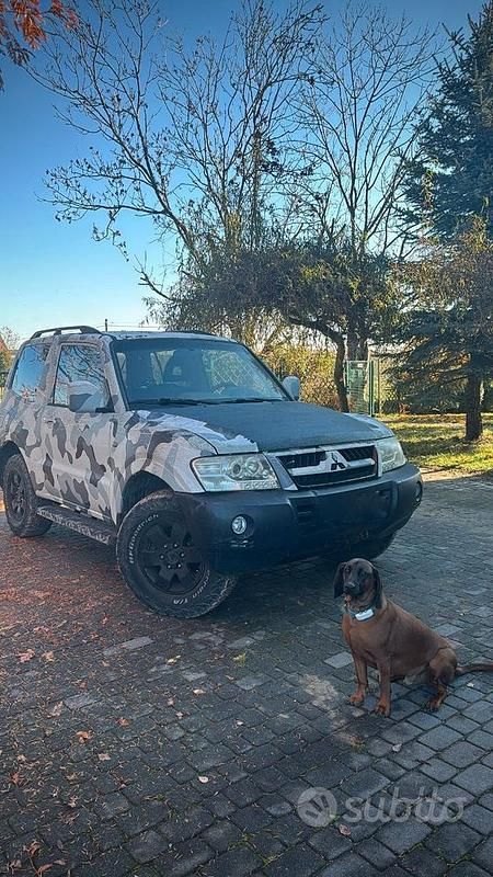 Usata 2004 Mitsubishi Pajero SUV | 7000 € (Super prezzo) - Immagine 1/3