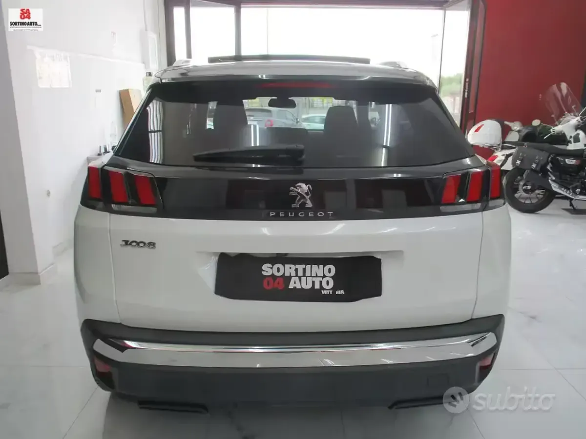 Usata Peugeot 3008 Allure 131 CV (96 kW) 2020 Bianco SUV