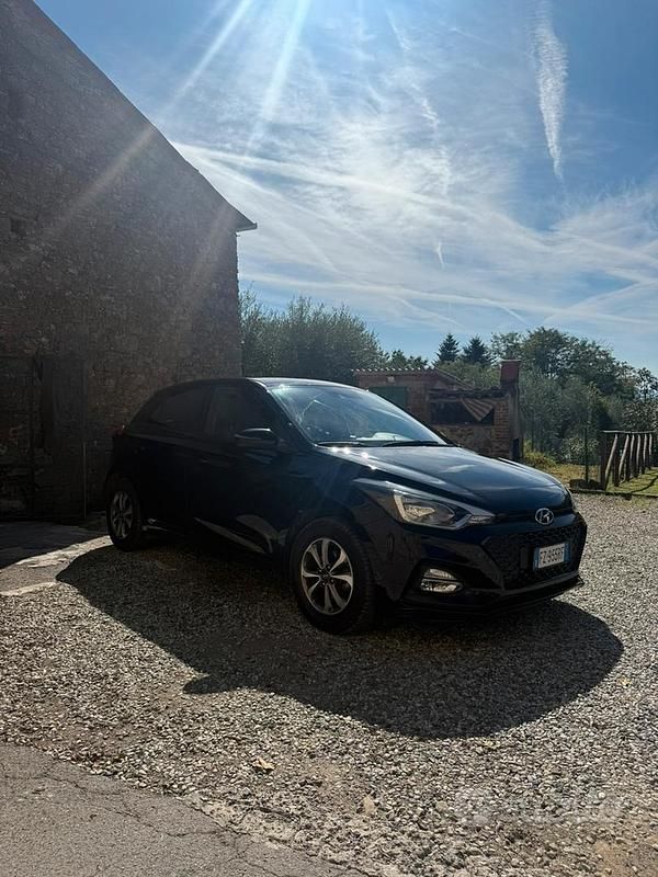 Usata Hyundai i20 75 CV (55 kW) 2020 Nero Utilitaria