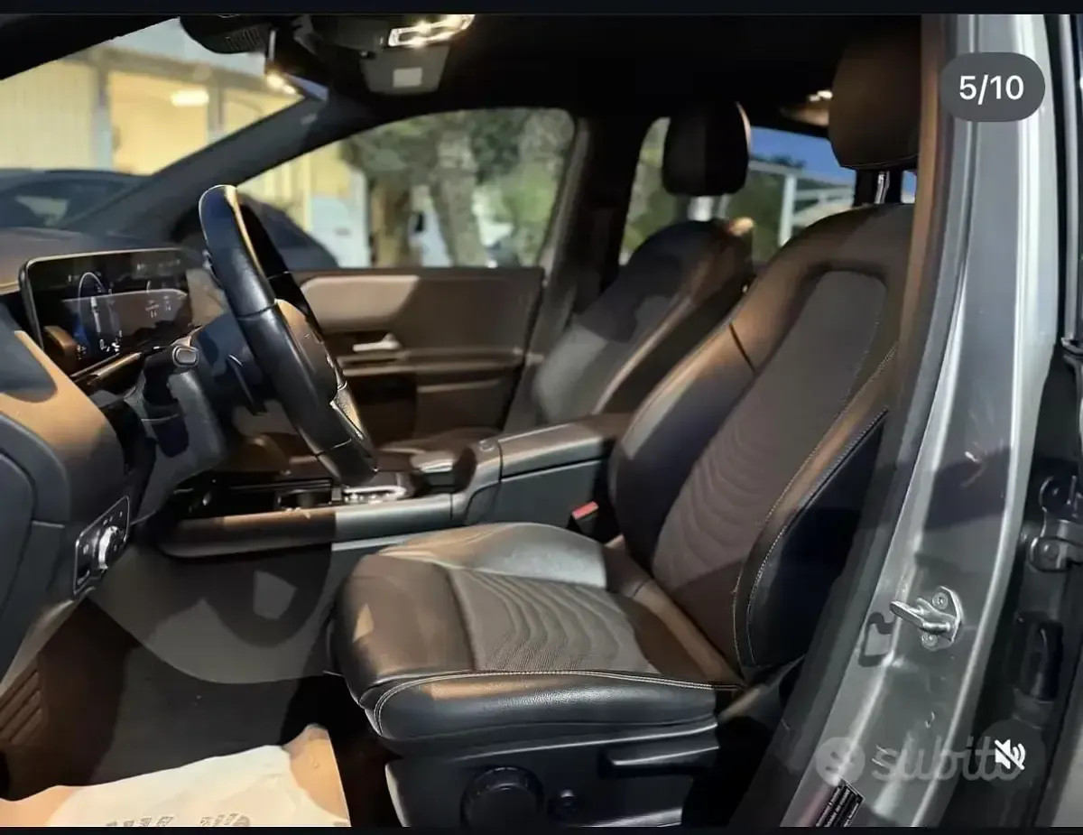 Usata Mercedes B180 116 CV (85 kW) 2020 Grigio Utilitaria