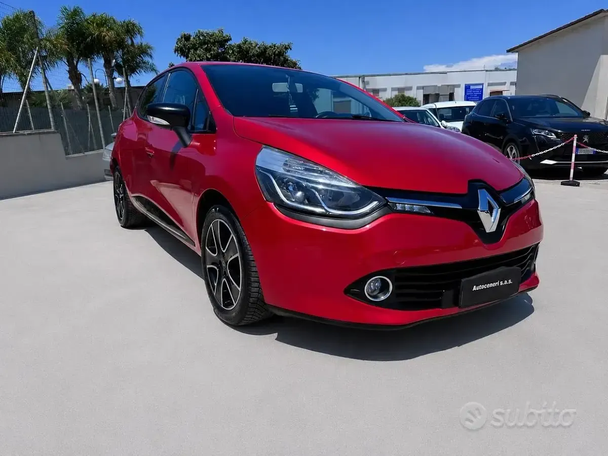 Usata Renault Clio IV 90 CV (66 kW) 2014 Rosso Berlina