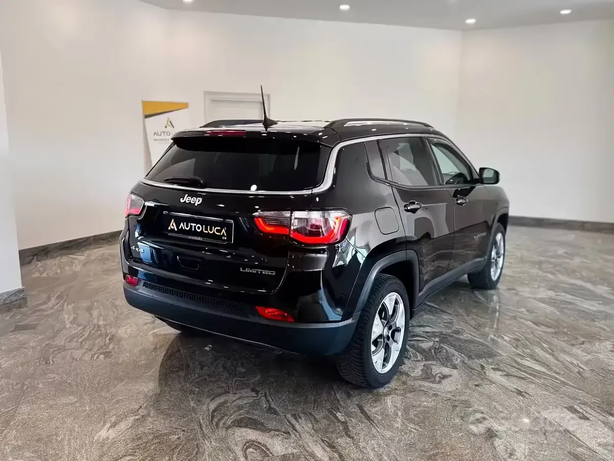 Usata Jeep Compass Night Eagle 170 CV (125 kW) 2020 Nero SUV