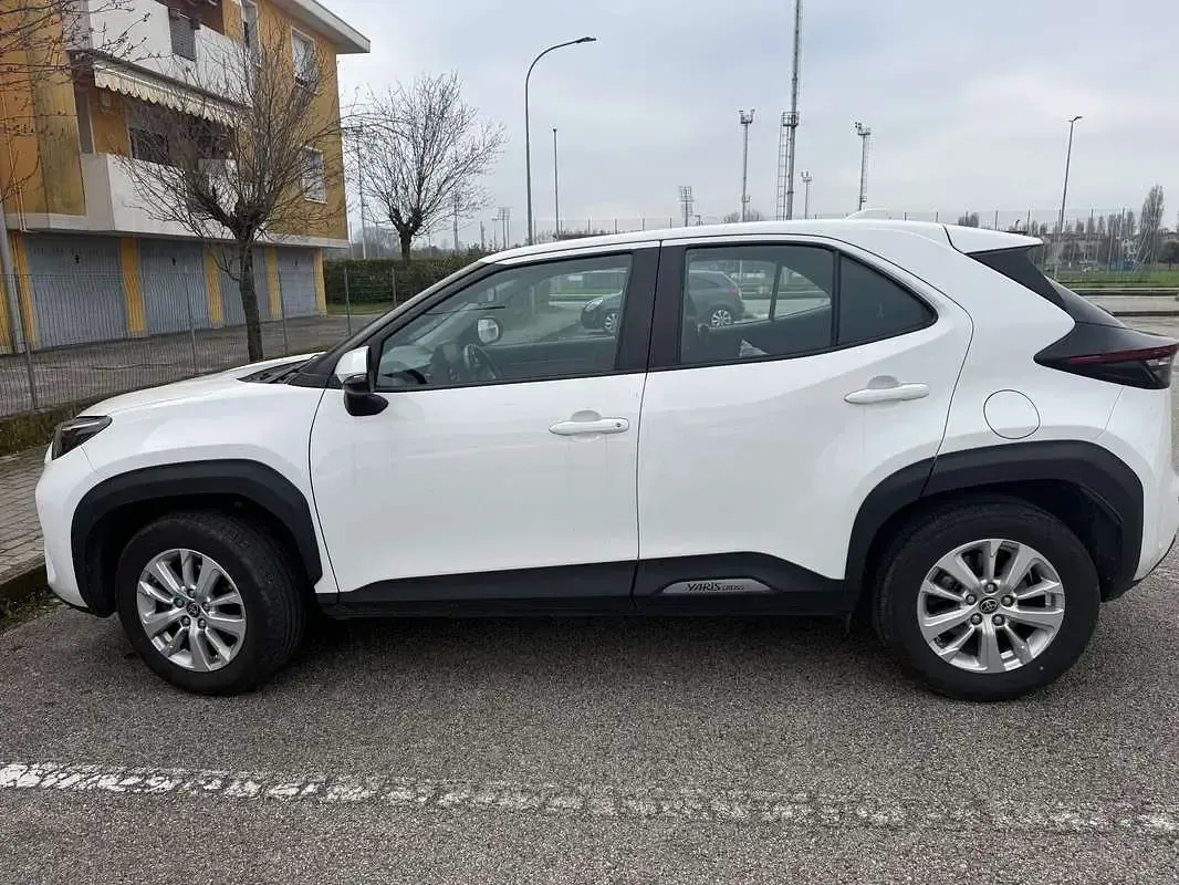 Usata Toyota Yaris Cross 116 CV (85 kW) 2022 SUV