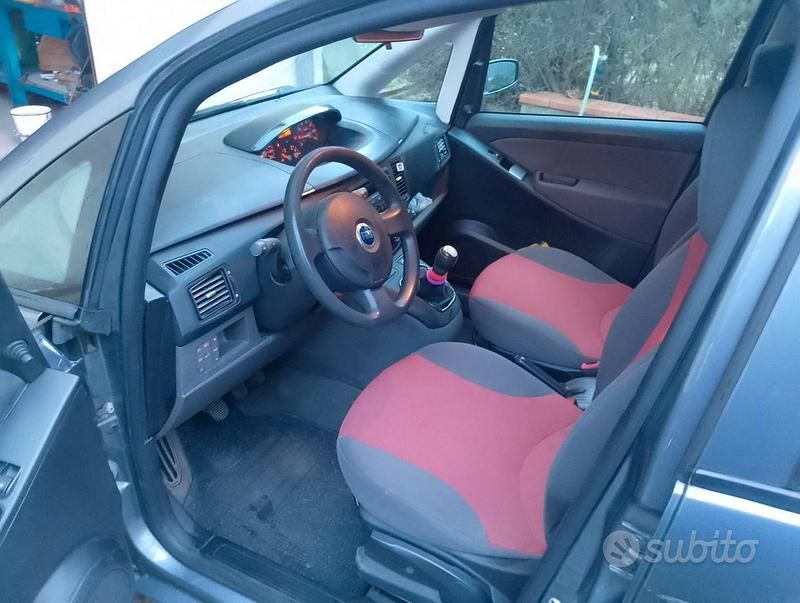 Usata Fiat Idea 90 CV (66 kW) 2007 Monovolume