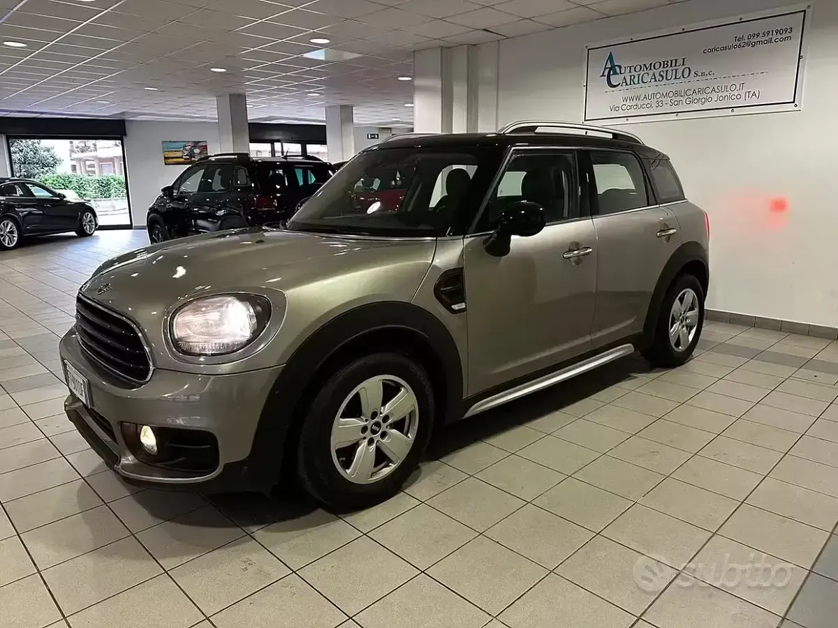 Usata Mini Cooper D Countryman Business 150 CV (110 kW) 2018 Grigio metallizzato SUV