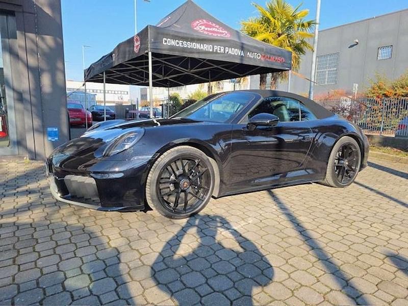 Usata Porsche 911 Carrera GTS 541 CV (397 kW) 2025 Nero Cabrio