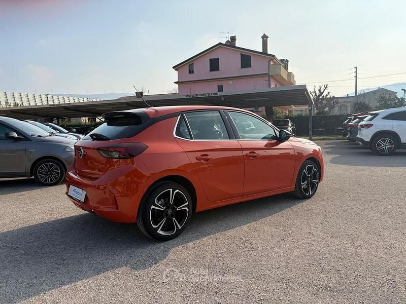 Usata Opel Corsa Elegance 102 CV (75 kW) 2021 Arancione Utilitaria