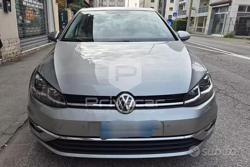 Usata VW Golf VII Executive 115 CV (84 kW) 2017 Grigio Utilitaria